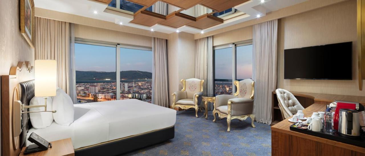 Doubletree By Hilton Istanbul Atasehir Hotel & Conference Centre Exterior foto